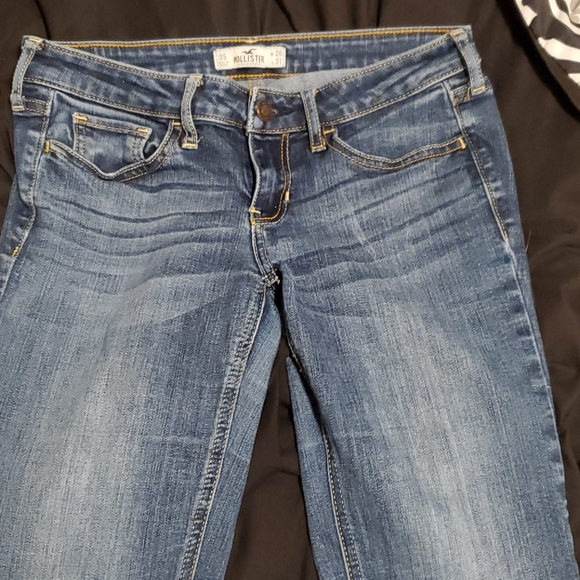 Hollister and Abercrombie jeans bundle - Picture 7 of 8